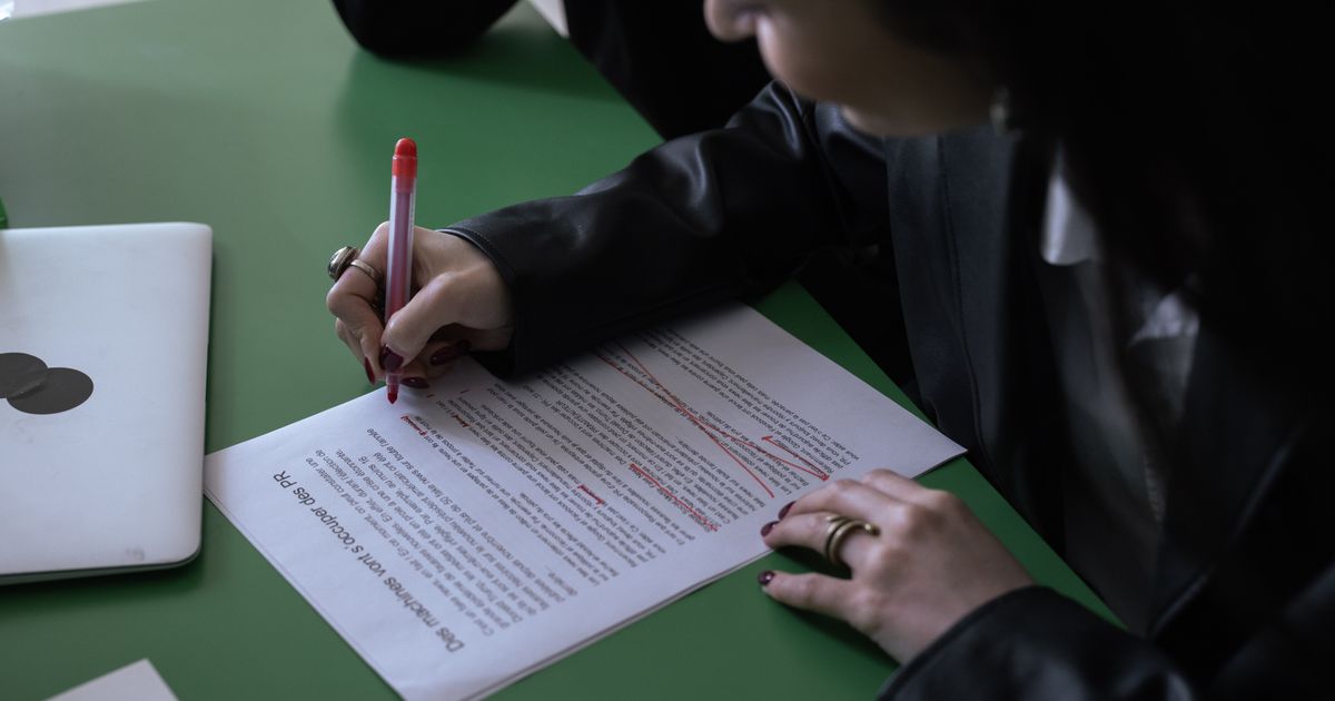 AI-tekst herschrijven en parafraseren zonder dat de inhoud verschuift